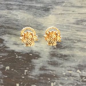 VINTAGE AVON “Nantucket Basket” earrings
